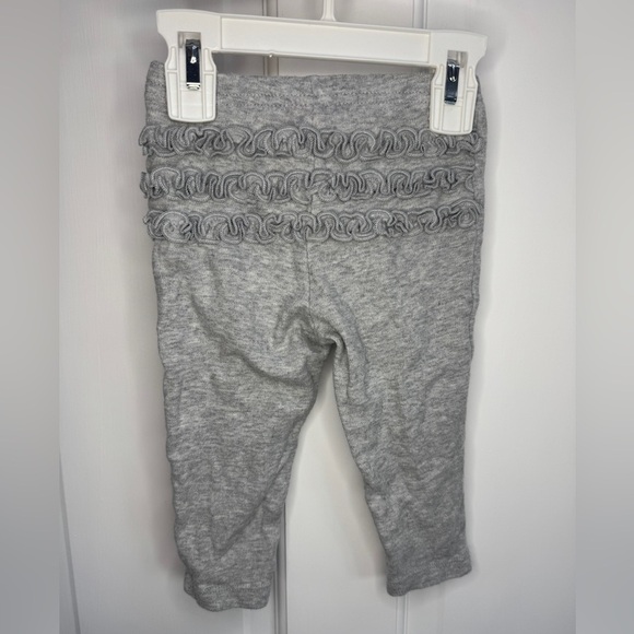 Simple Joys by Carter’s 12M Girls Ruffle Butt Gray Leggings Pants - Picture 1 of 4